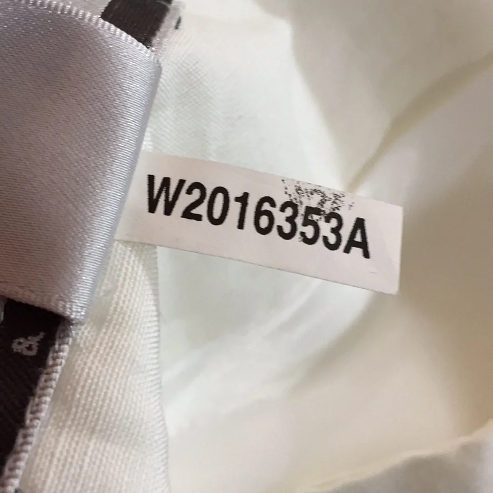 NWOT NINE‎ & CO LINEN /RAYON WHITE LAVENDER SKIRT SIZE 4P